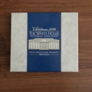White House Christmas Ornament Official 2000